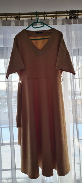 Sukienka letnia Reserved