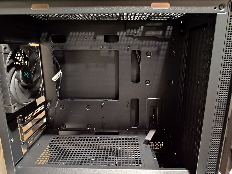 Caixa micro ATX Deepcool