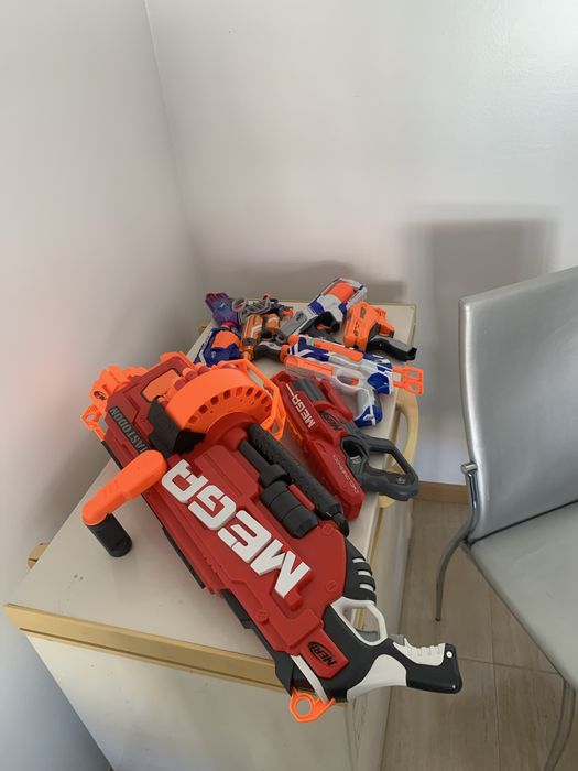 Nerf + balas + colete