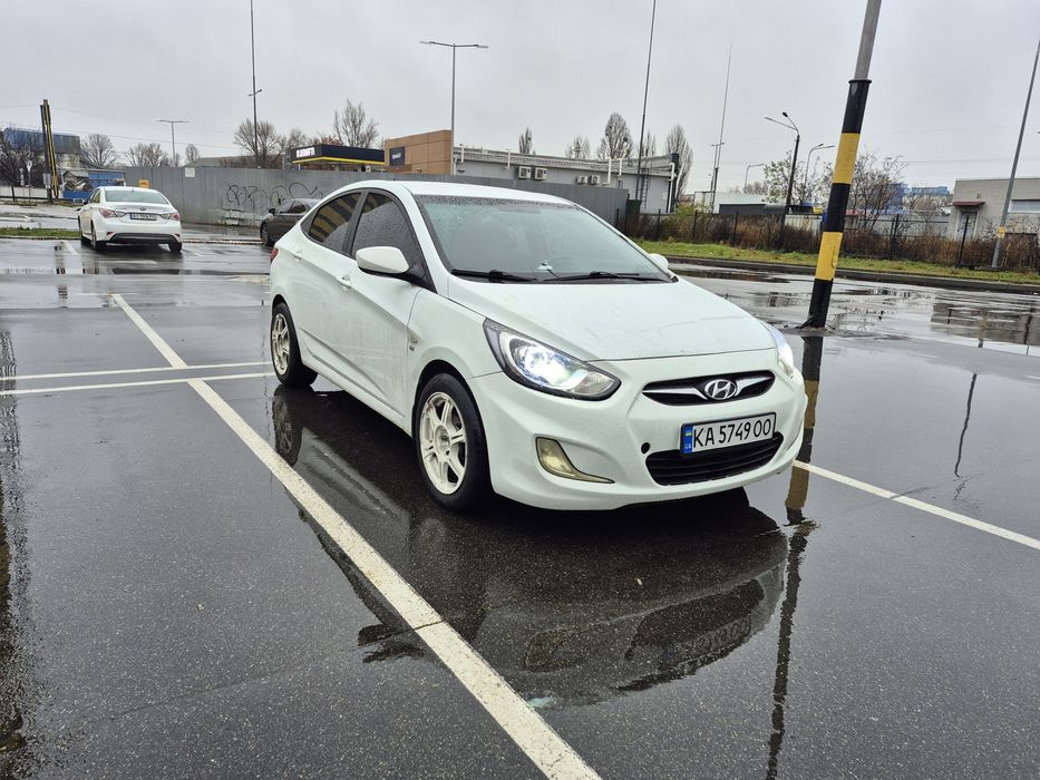 Hyundai Accent