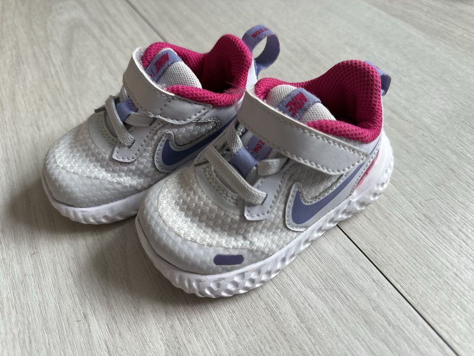 NIKE, New Balance (дитячі)