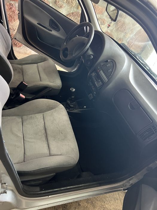 Citroën Saxo — fotografia 4