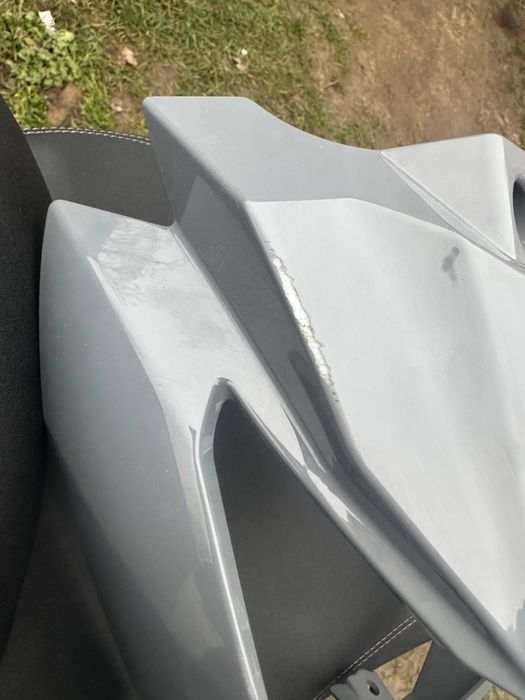 боковий пластик та обід фари на lifan sr 220