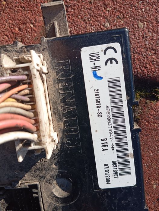 Moduł sterownik UCH Vivaro Trafic 1,9 Diesel Oryginał