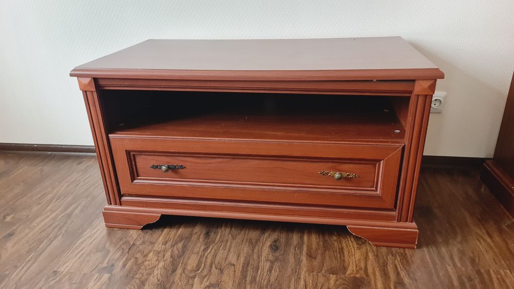 Меблі у вітальню