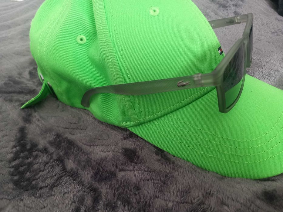 Okulary przeciwsłoneczne Lacoste odcień szarości