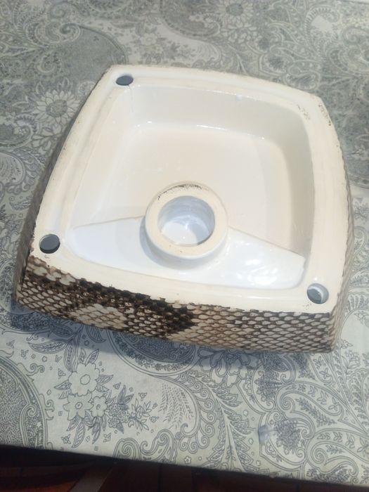 Lavatório em porcelana