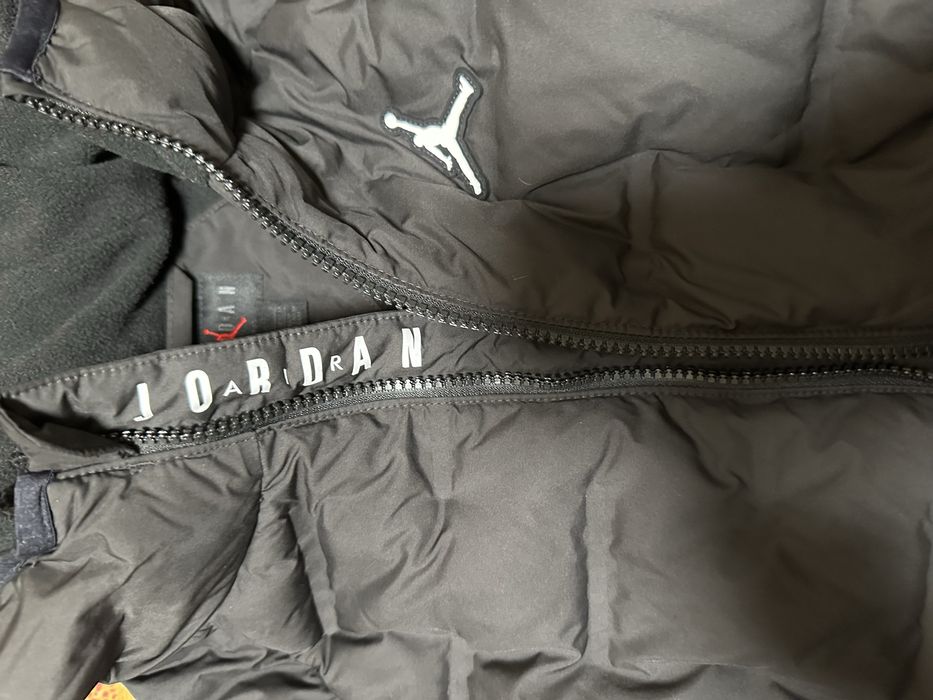 Куртка зимнчя Jordan в идеальном ссточнии .! Оригинал !