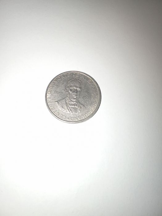 Moedas escudos antigas coleção