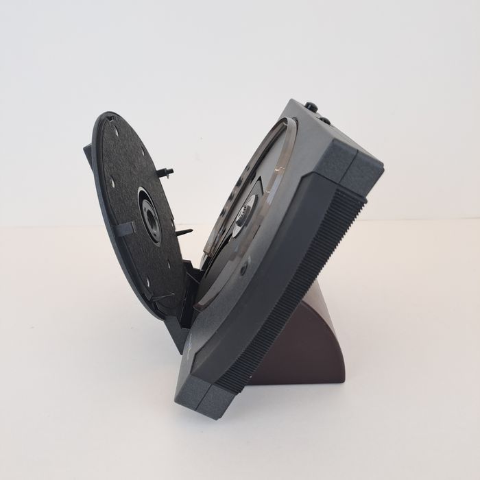 Philips CDF-100 (apple power CD)