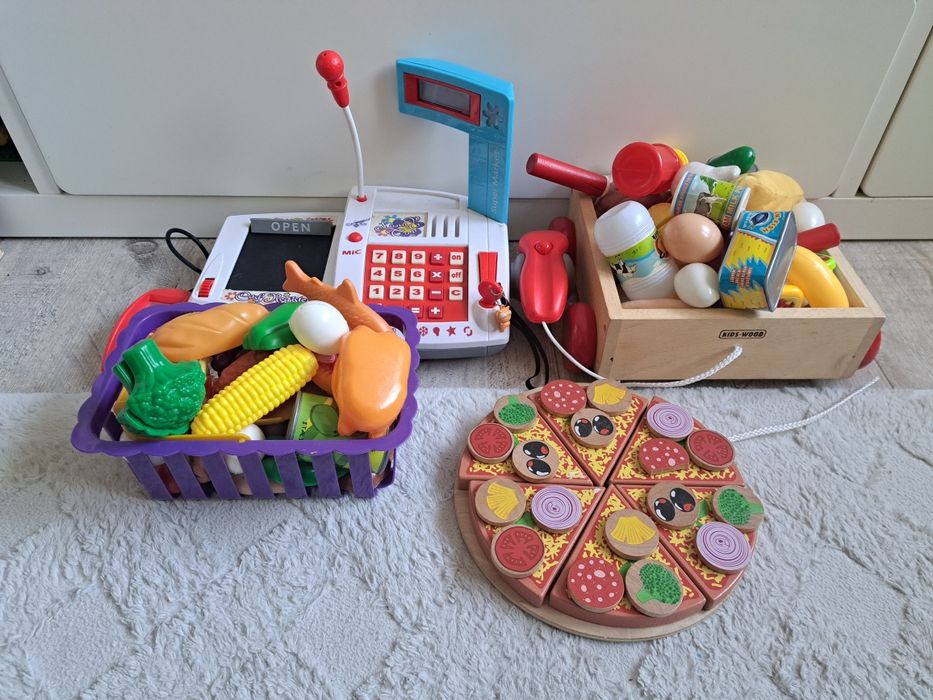 Kasa zabawkowa + wyposażenie sklepu ,koszyk,wózek