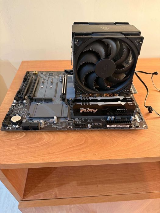 RAM Kingston FURY Beast RGB 16GB, Płyta B660 GAMING X DDR4, Intel i5-12400F, Zasilacz be quiet! System Power 9, Chłodzenie