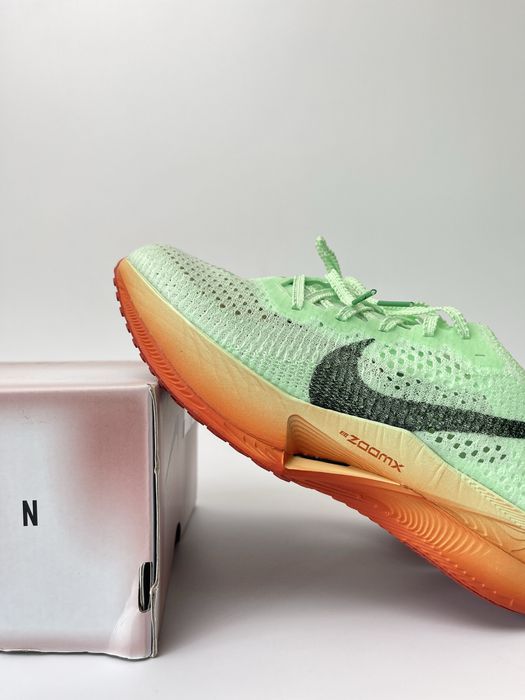 Оригинал Nike ZoomX Vaporfly Next% 3 Eliud Kipchoge (HJ7040 300)