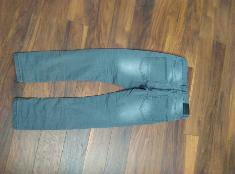 Spodnie jeansowe Reserved 164