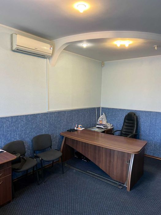 Продаж в ЦЕНТРІ  Комерційного Приміщеня-Вигідна Пропозиція! 21109