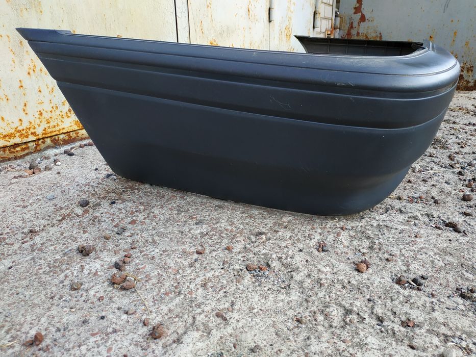 Задний бампер mazda 626 GD новый! Japan