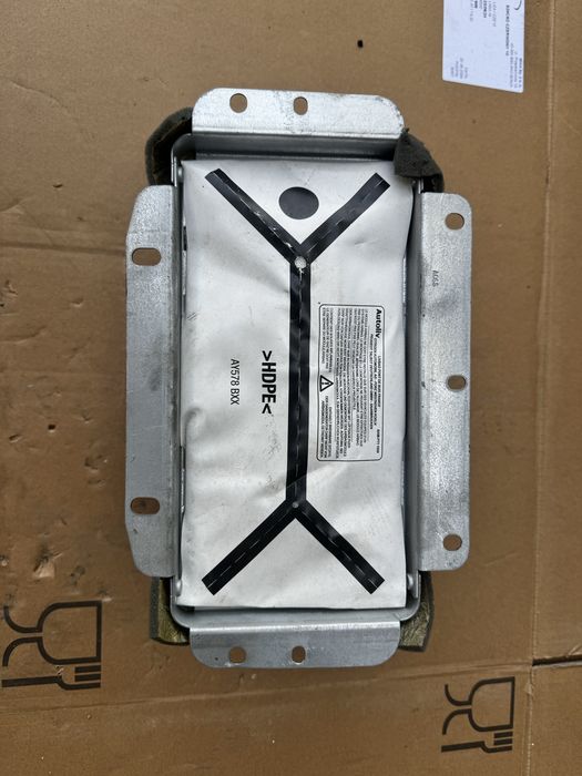 Подушка безопасности пасажира Airbag Peugeot 407