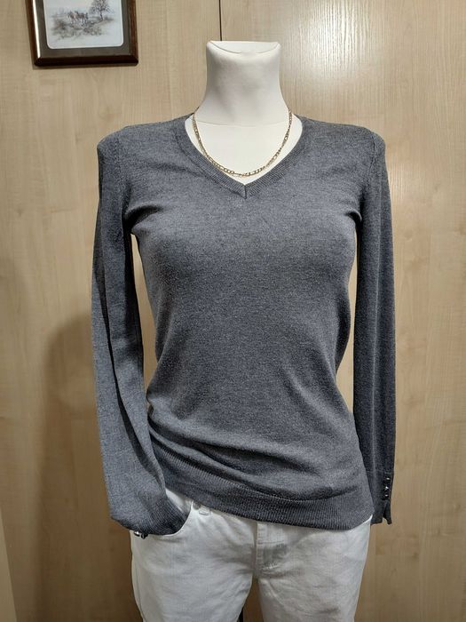 Casualowy wiskozowy gładki szary sweter ozdobne rękawy Mohito