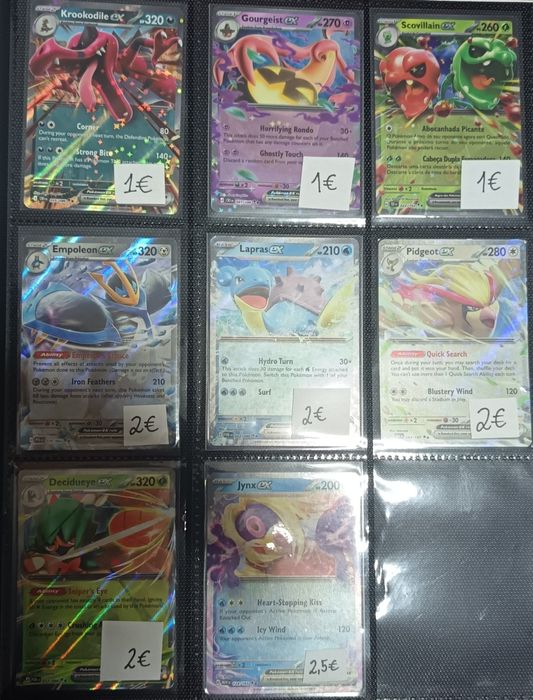 Cartas Pokémon de várias expansões