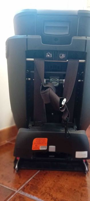 Cadeira Auto Britax Römer Advansafix IV