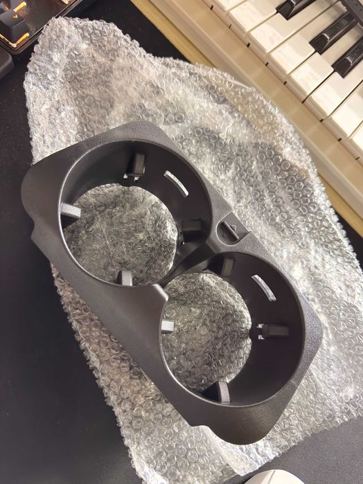 Porta-copos Mercedes-Benz Classe C, E, GLC, V