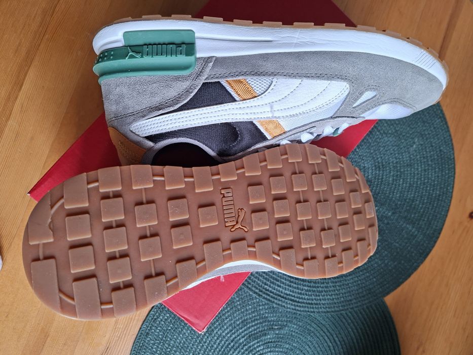 Obuwie PUMA jak nowe r.42
