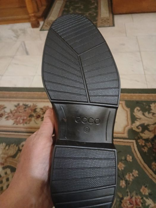 Продам туфли  ЄККО Германия  новые