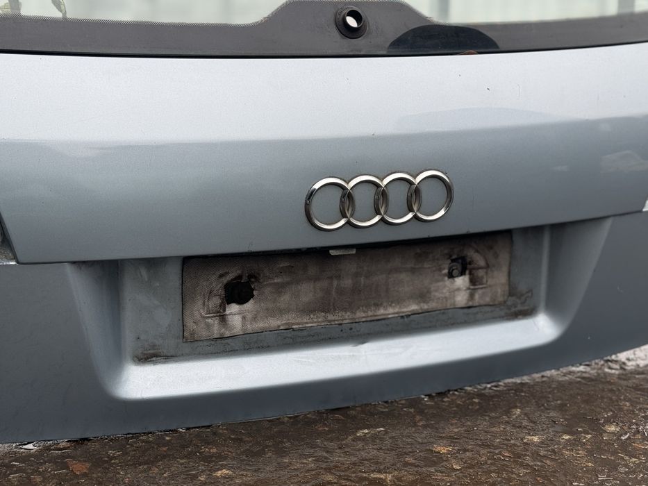 Ляда Audi a4 b7 кришка багажника ауді а4 б7 універсал LY5J