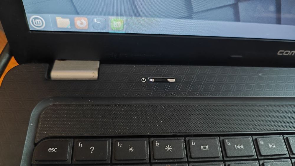 Compaq presario cq56 ноутбук