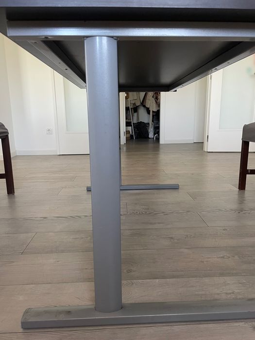 Secretária do Ikea