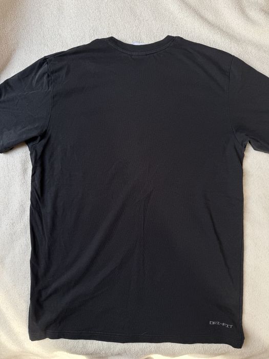 ciemny tshirt nike dri fit 59% bawelna