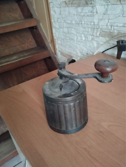Zestaw starych antyków