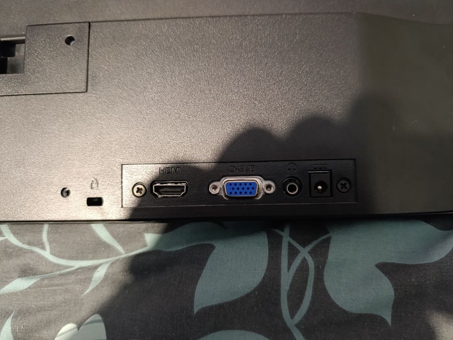 Монитор AOC 22 дюйма full hd 1920 x 1080 60hz