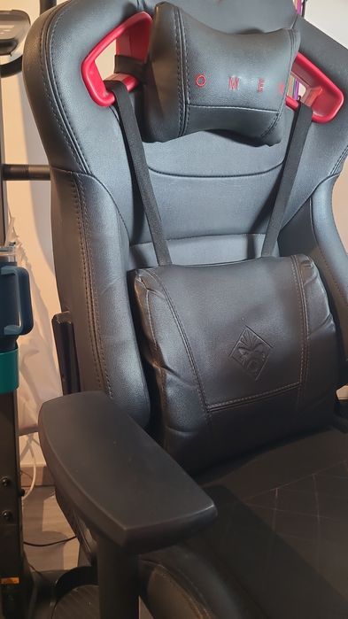 Cadeira Gaming + Mesa