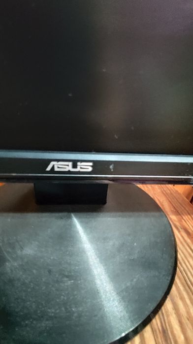 50Monitor Asus VW193 19 cali