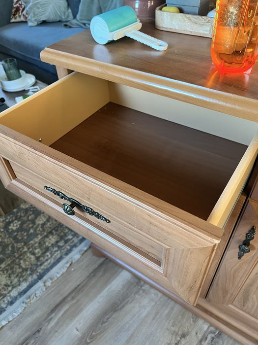 Sprzedam komodę / szafkę – używana