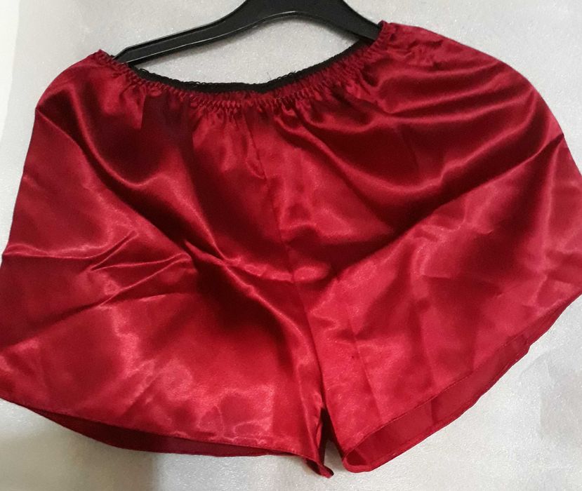 Nowy nieużywany Komplet bielizny satynowy