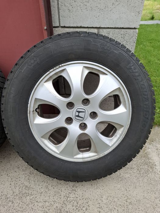 Шини з дисками 215/65/16