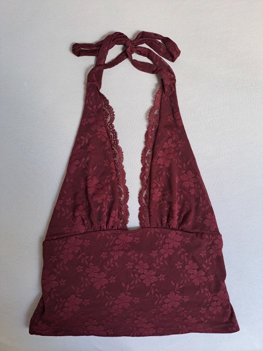 Top burgundowy koronkowy na ramiączkach wiązany w kwiaty