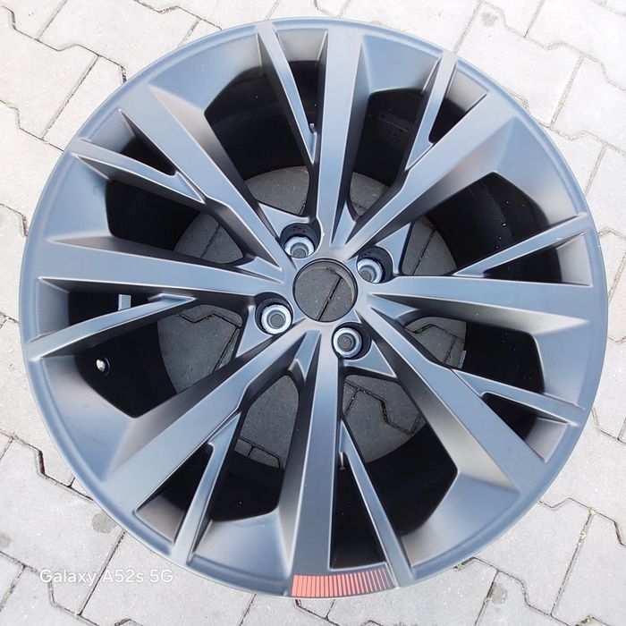 Felga aluminiowa Peugeot speed Line Reverse 7.5Jx18 Et20