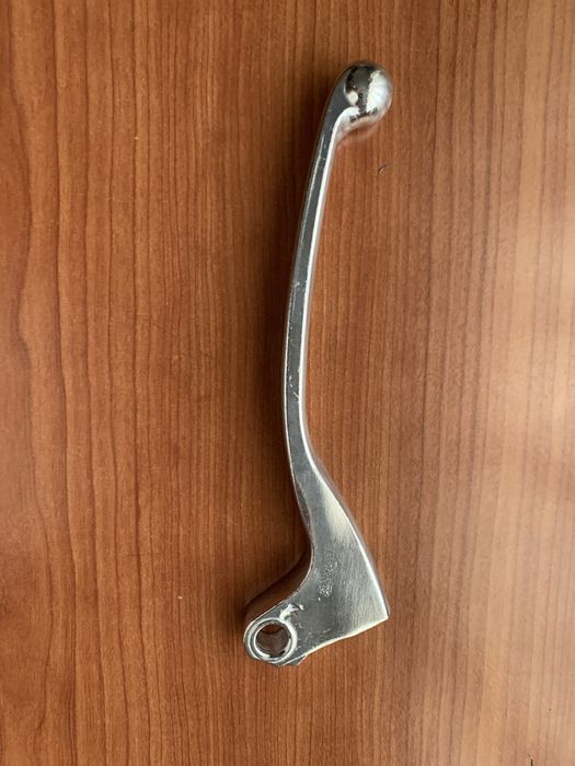 Manete de mota esquerda