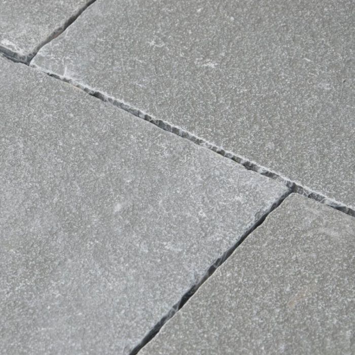 Płytki wapień Grey Limestone antykowane i bębnowane