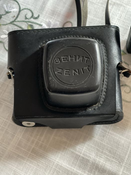 Плівковий фотоапарат Zenit 11 + Helios-44M-4 2/58 (Made in USSR)