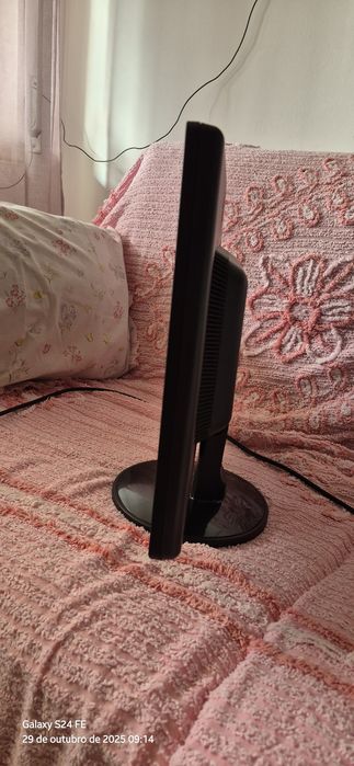 Monitor LG 22" - FLATRON W2241S-BF