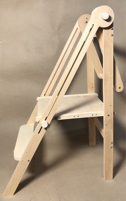 Вежа Монтессорі (матеріал вільха)