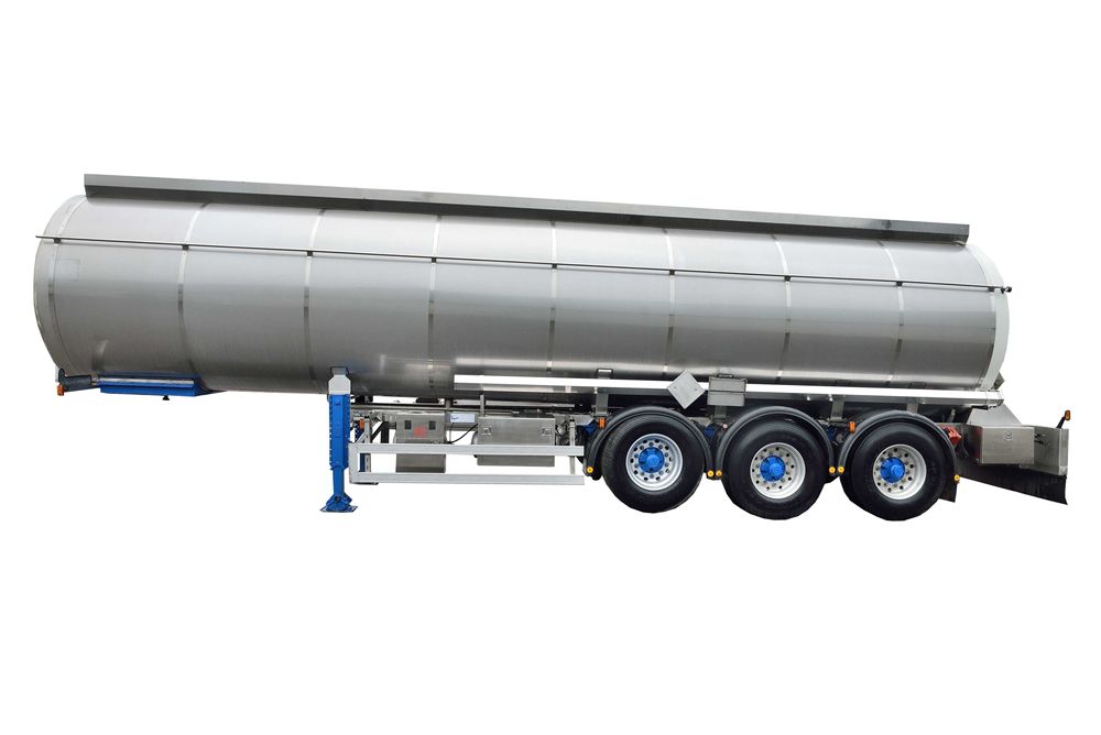 Продається напівпричеп-цистерна, 2003 року випуску 35000.0 євро