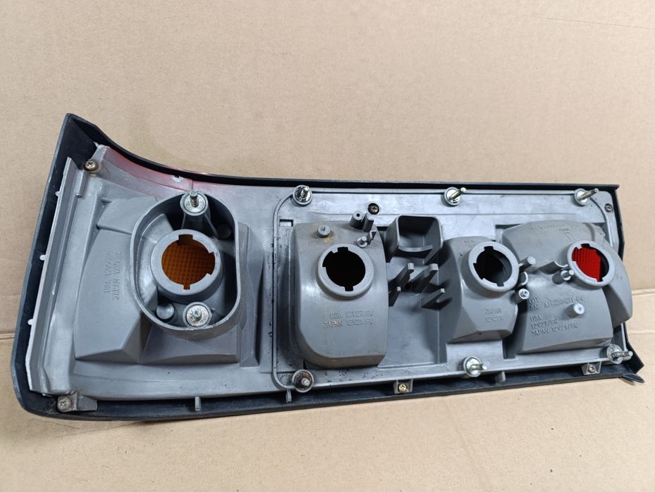 Farolins traseiros corolla ae86 whitelines