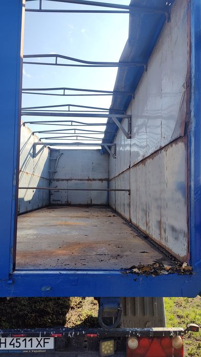 Продам отличный прицеп зерновоз