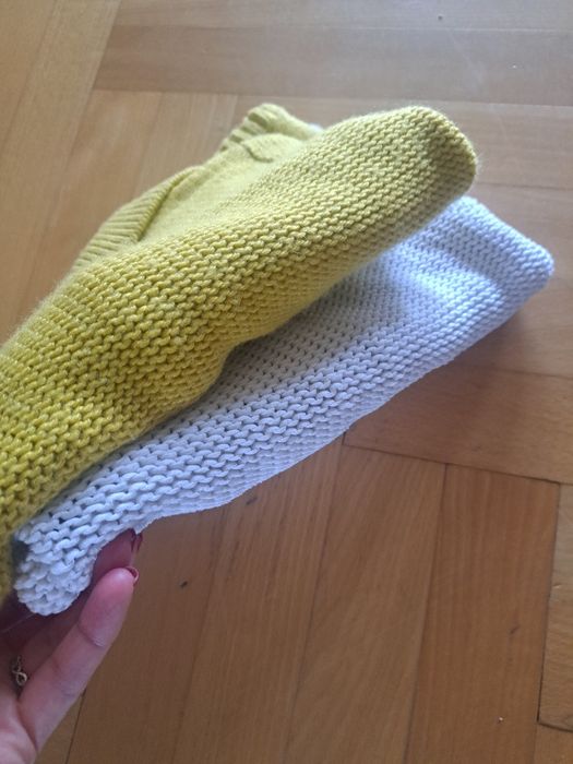 Zestaw sweterkow dla dziewczynki rozm.86/92 + GRATISY