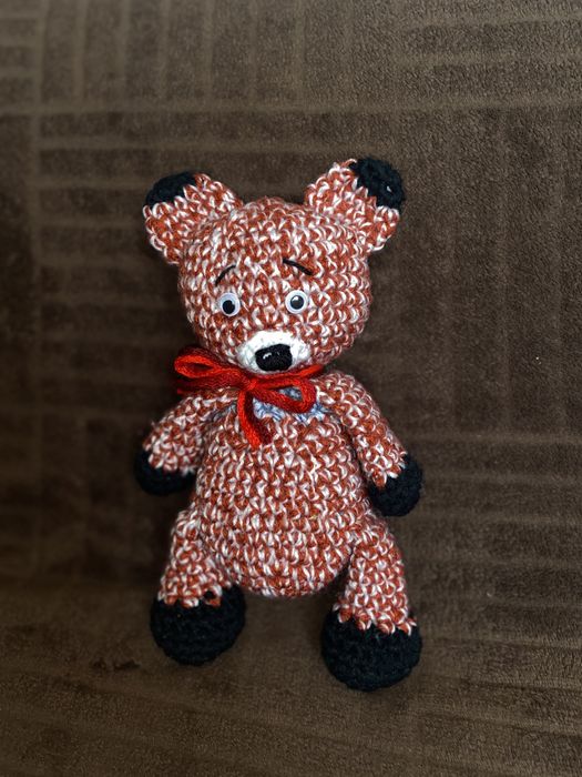 Лисичка іграшка.